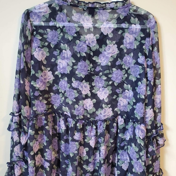Long sleeve sheer floral blouse - Picture 4 of 6